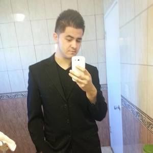 Meet your Posher, Jonathan